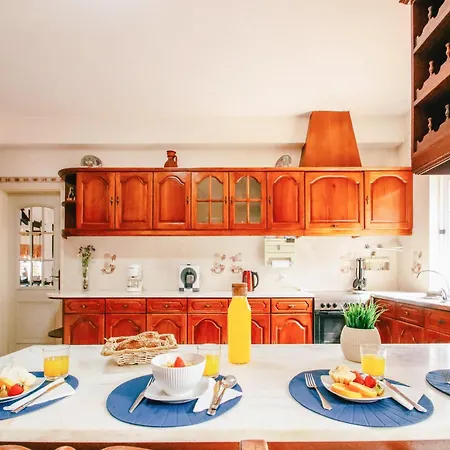 Villa In Monchique With Heated Pool Monchique
