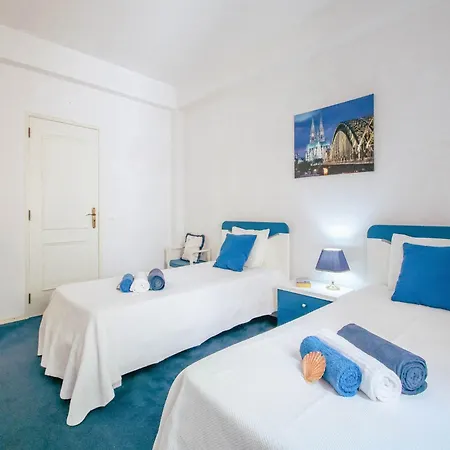 빌라 Villa In Monchique With Heated Pool 몬시크