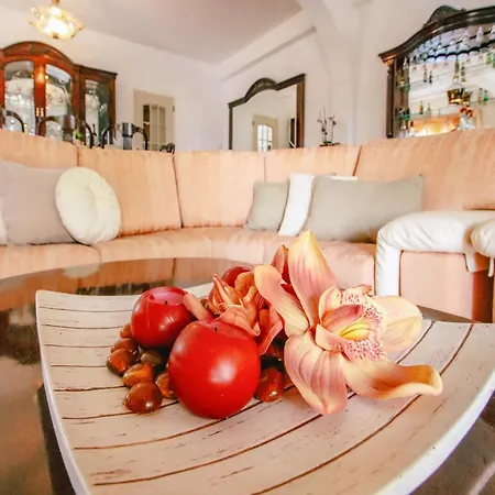 Villa In Monchique With Heated Pool 몬시크
